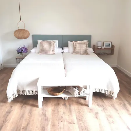 La Casona De Proxima A Ribadesella * Llovio